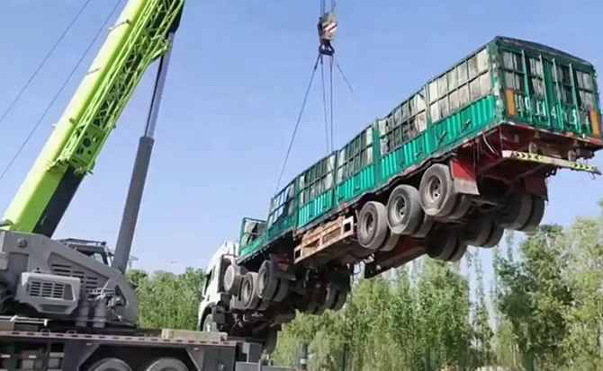 尖草坪区道路脱困救援案例